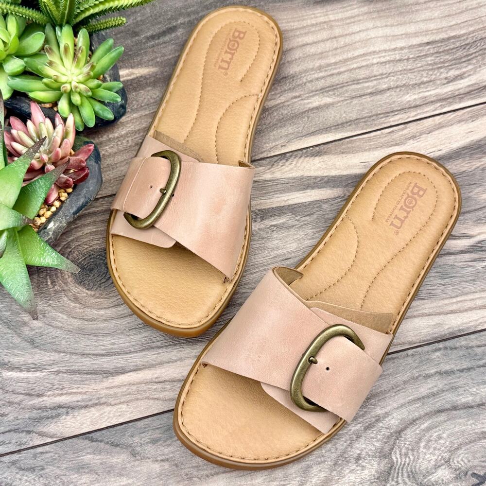NIB Born Miarra 9M 39-40 Leather Big Buckle Slide Flat Sandals Blush - Picture 2 of 10